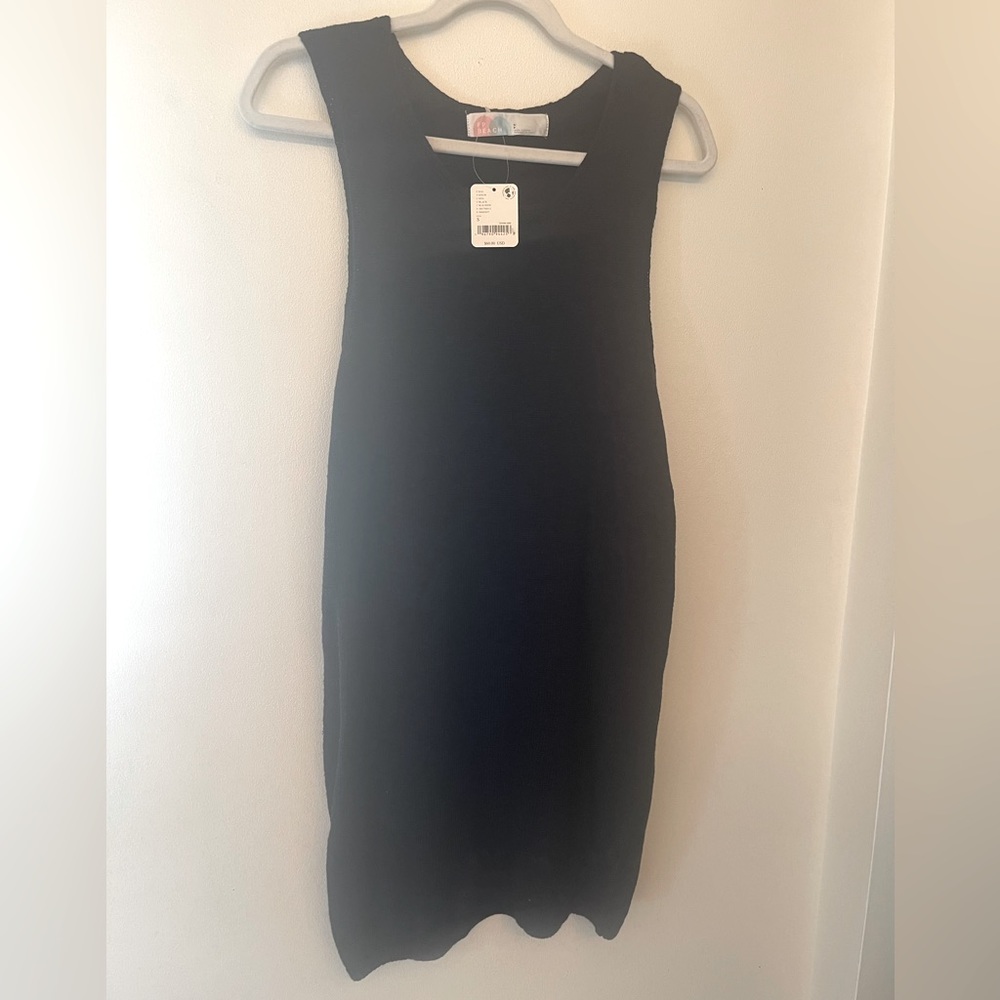 Free People beach sweater dress. Size small. Black. NWT
